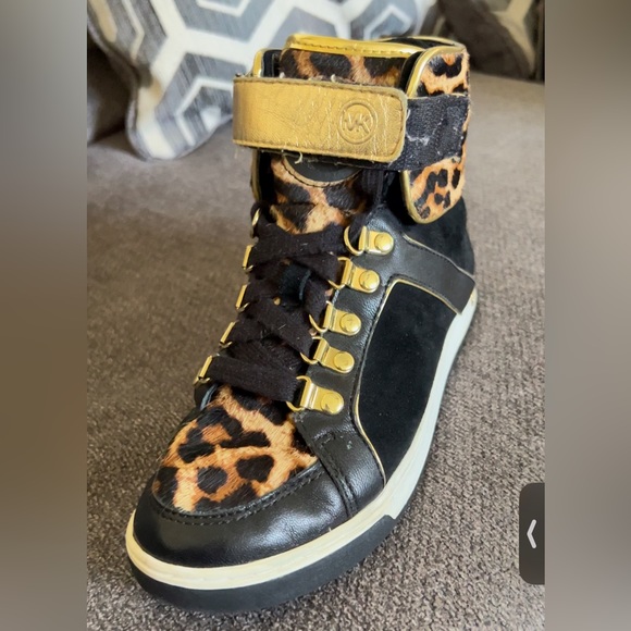 Michael Kors Cheetah Print High Top Shoes Size 6 - Picture 1 of 2